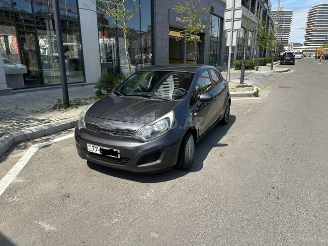 Kia Rio-1