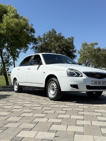 LADA (VAZ) Priora-9