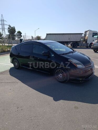 Toyota Prius-9