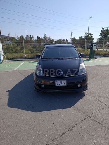Toyota Prius-1