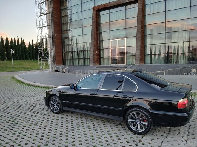 BMW 520-11
