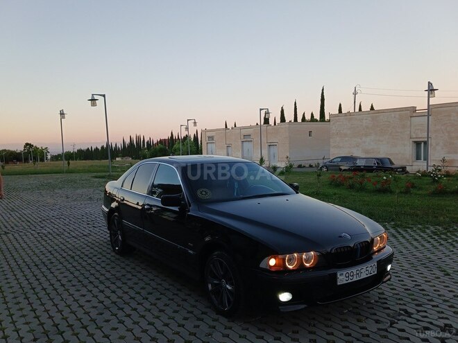 BMW 520-9