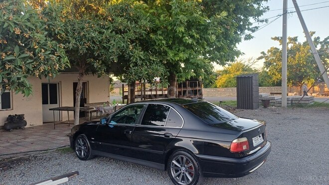 BMW 520-7