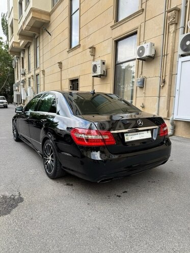 Mercedes E 250-4