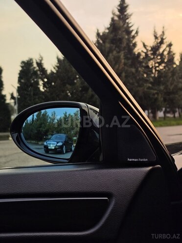 BMW 520-12