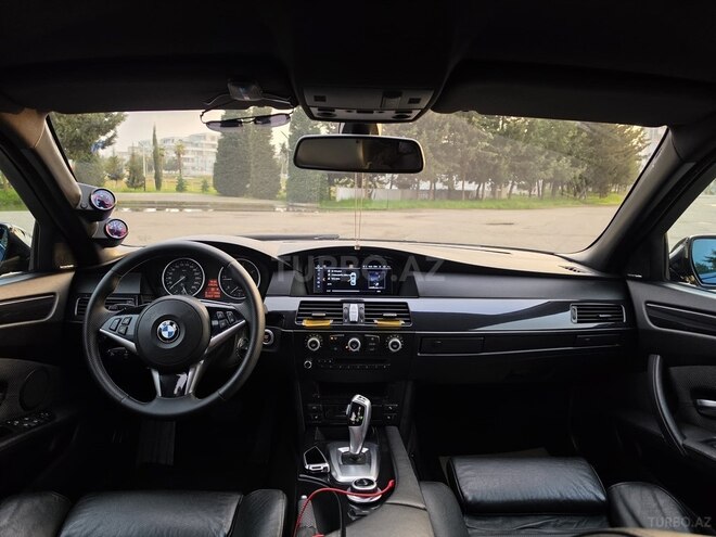 BMW 520-10