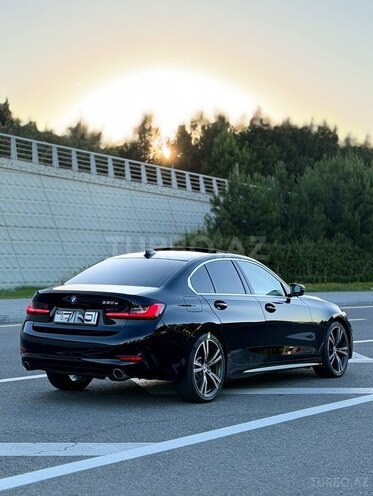 BMW 330e-3