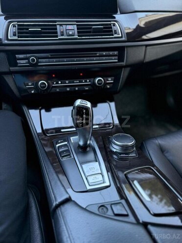 BMW 528-10