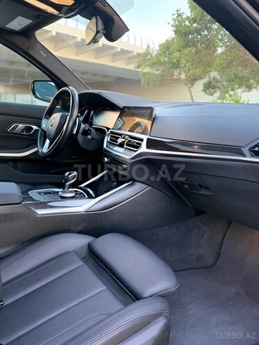 BMW 330e-8