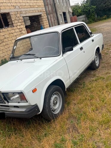LADA (VAZ) 2107-4
