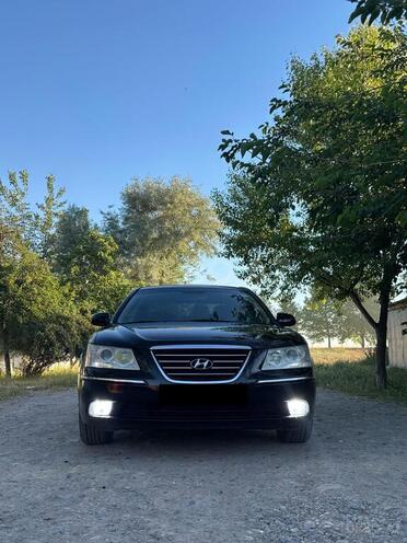 Hyundai Sonata-1
