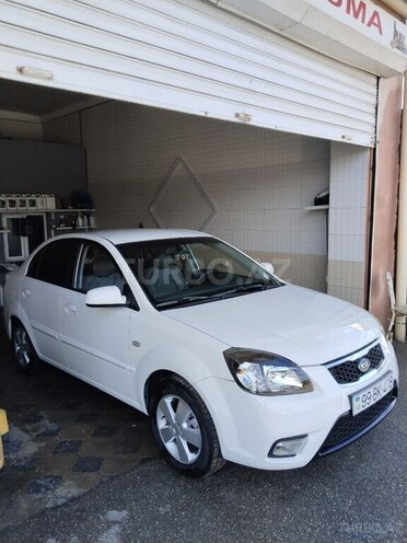 Kia Rio-7