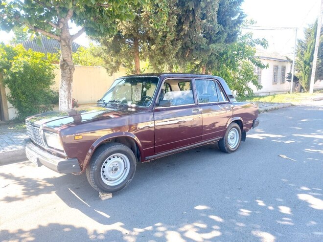 LADA (VAZ) 2107-10