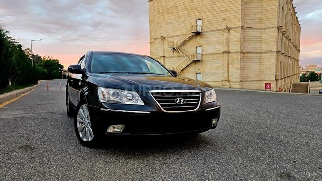 Hyundai Sonata-1