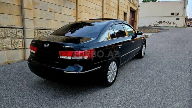 Hyundai Sonata-6