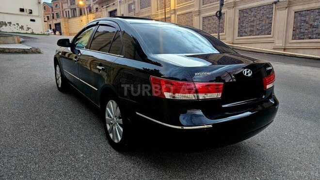 Hyundai Sonata-5
