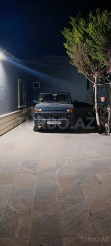 LADA (VAZ) Niva-9