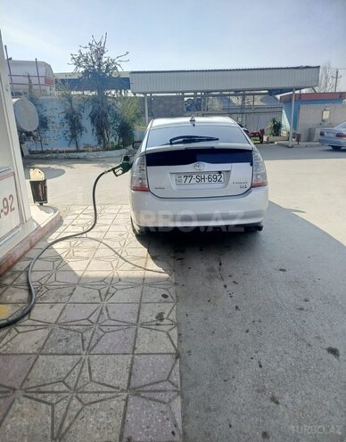 Toyota Prius-16