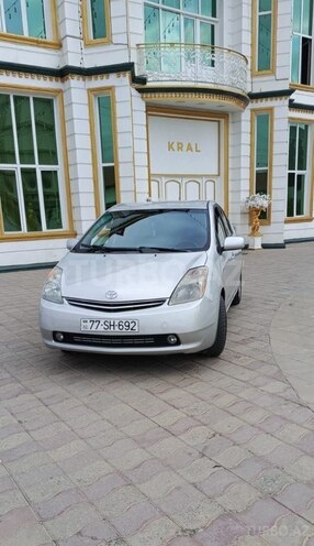 Toyota Prius-18