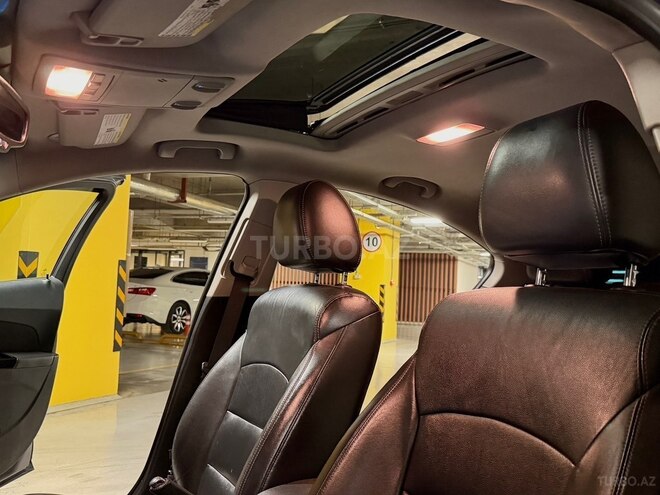 Chevrolet Cruze-12