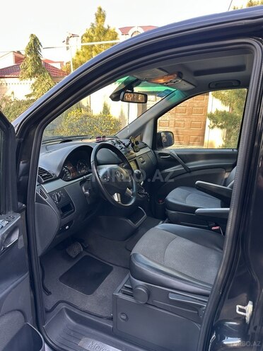 Mercedes Viano-7