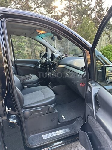 Mercedes Viano-9
