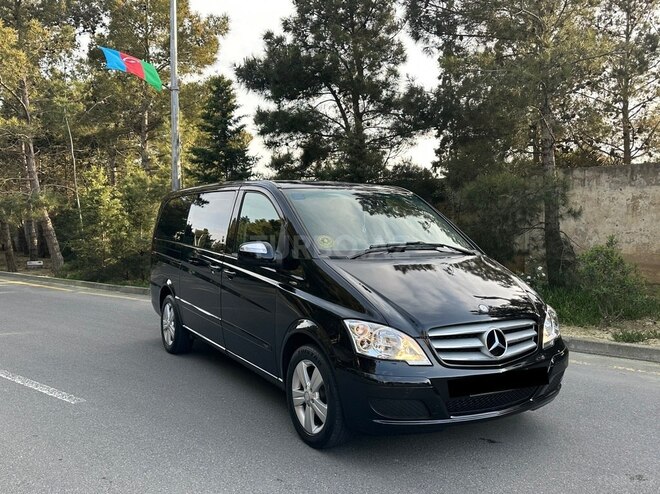 Mercedes Viano-6