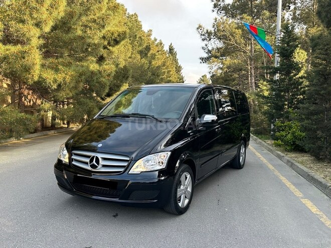 Mercedes Viano-2