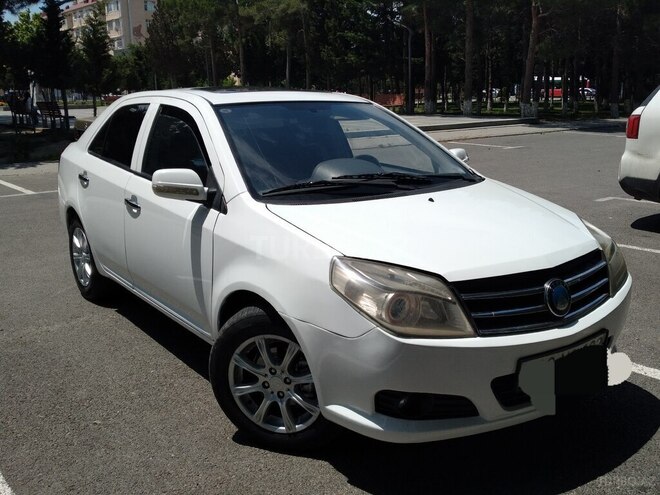 Geely MK-8