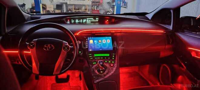 Toyota Prius-3