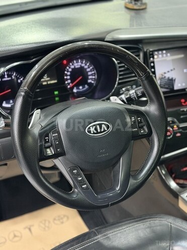 Kia Optima-17