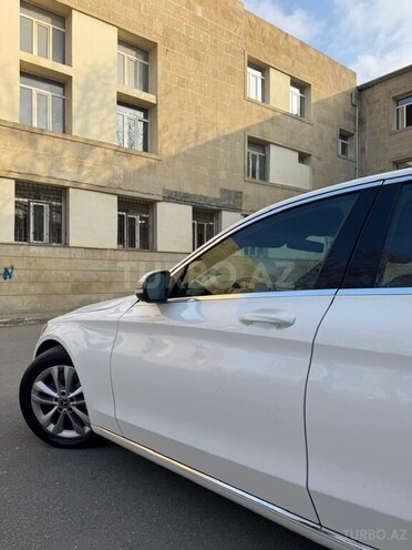 Mercedes C 300-7