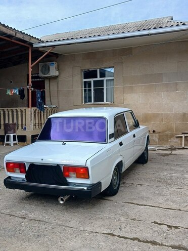 LADA (VAZ) 2107-4