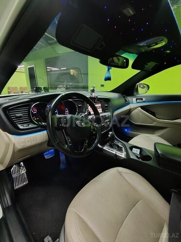 Kia Optima-5