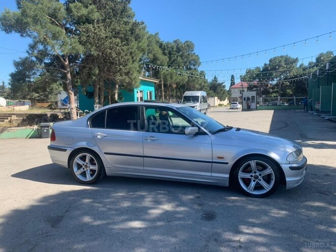 BMW 325-8