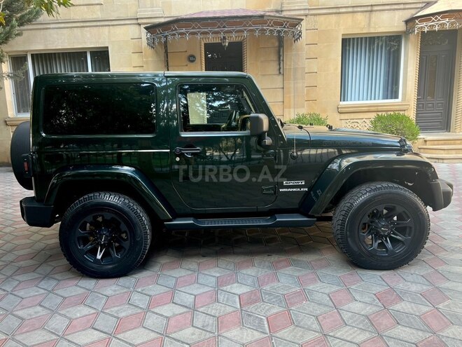 Jeep Wrangler-4