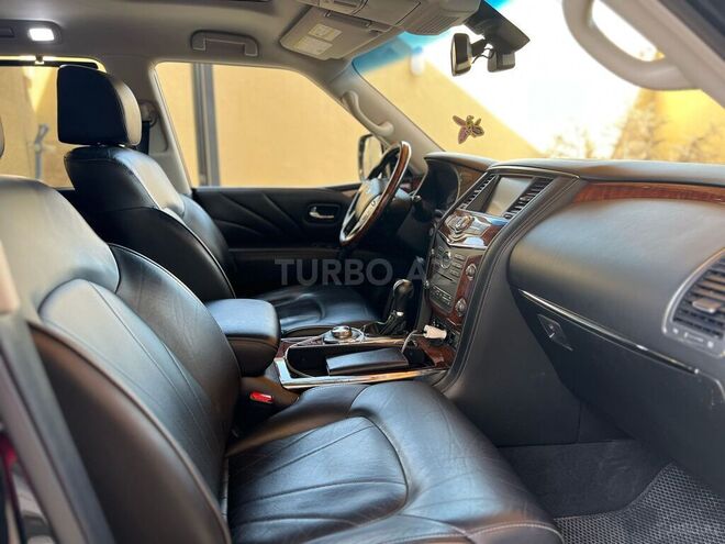 Infiniti QX80-7