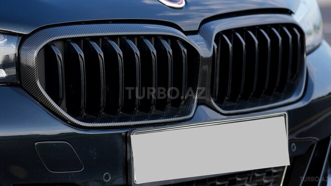 BMW 530e-19