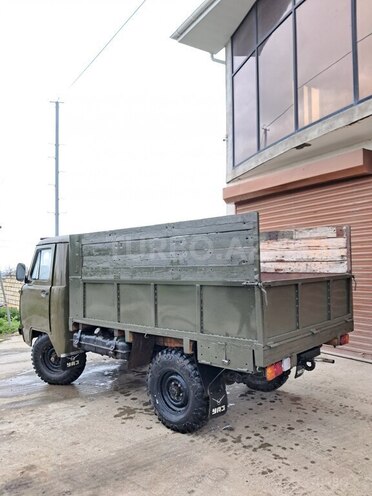 UAZ 3303-3