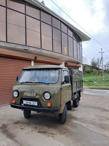 UAZ 3303-6