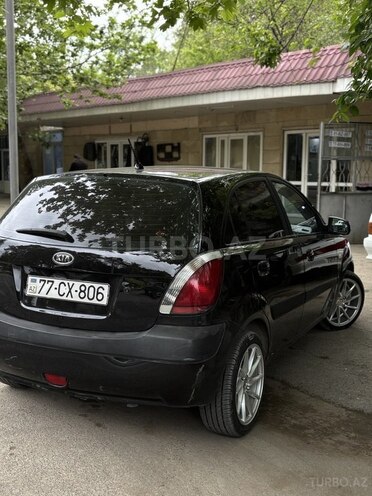 Kia Rio-2