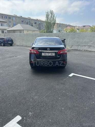 Nissan Sentra-6
