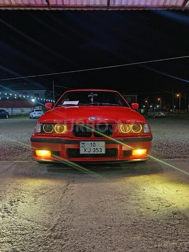BMW 318-1