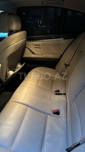 BMW 528-9