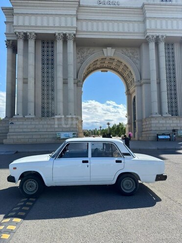 LADA (VAZ) 2107-3