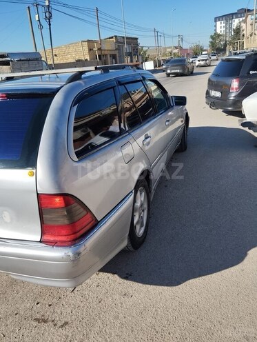 Mercedes C 180-5