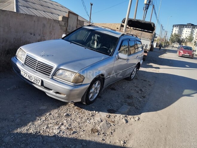 Mercedes C 180-2