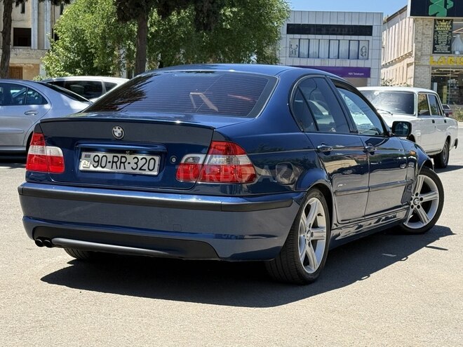 BMW 320-4