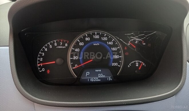 Hyundai i10-2