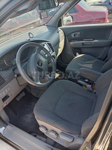 Kia Carens-6